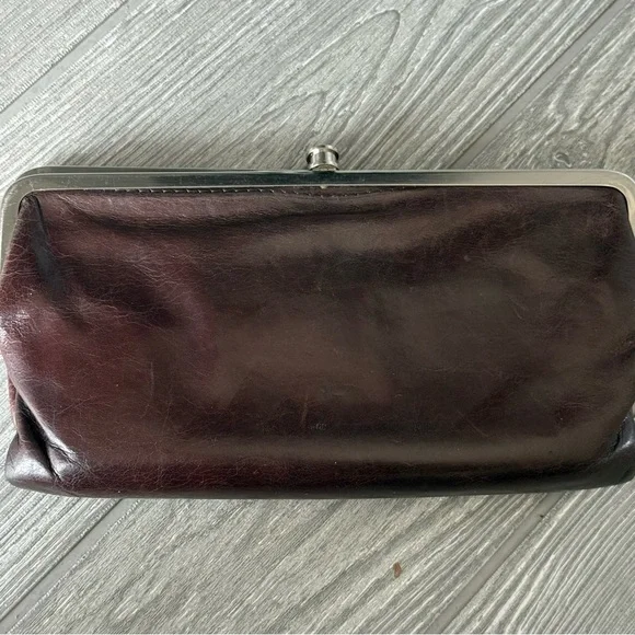 HOBO Lauren brown leather double frame wallet/clutch. HOBO International brand. - Picture 3 of 16